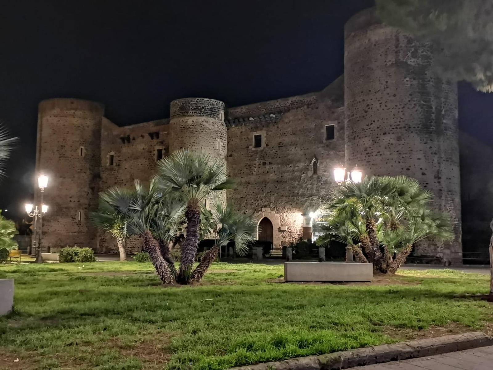 Residenza Del Turista Bed and Breakfast Catania Eksteriør billede