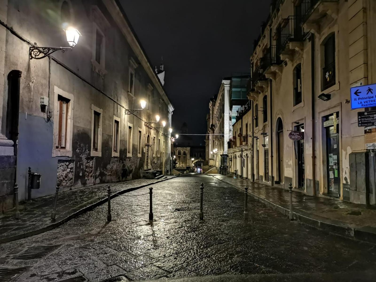 Residenza Del Turista Bed and Breakfast Catania Eksteriør billede