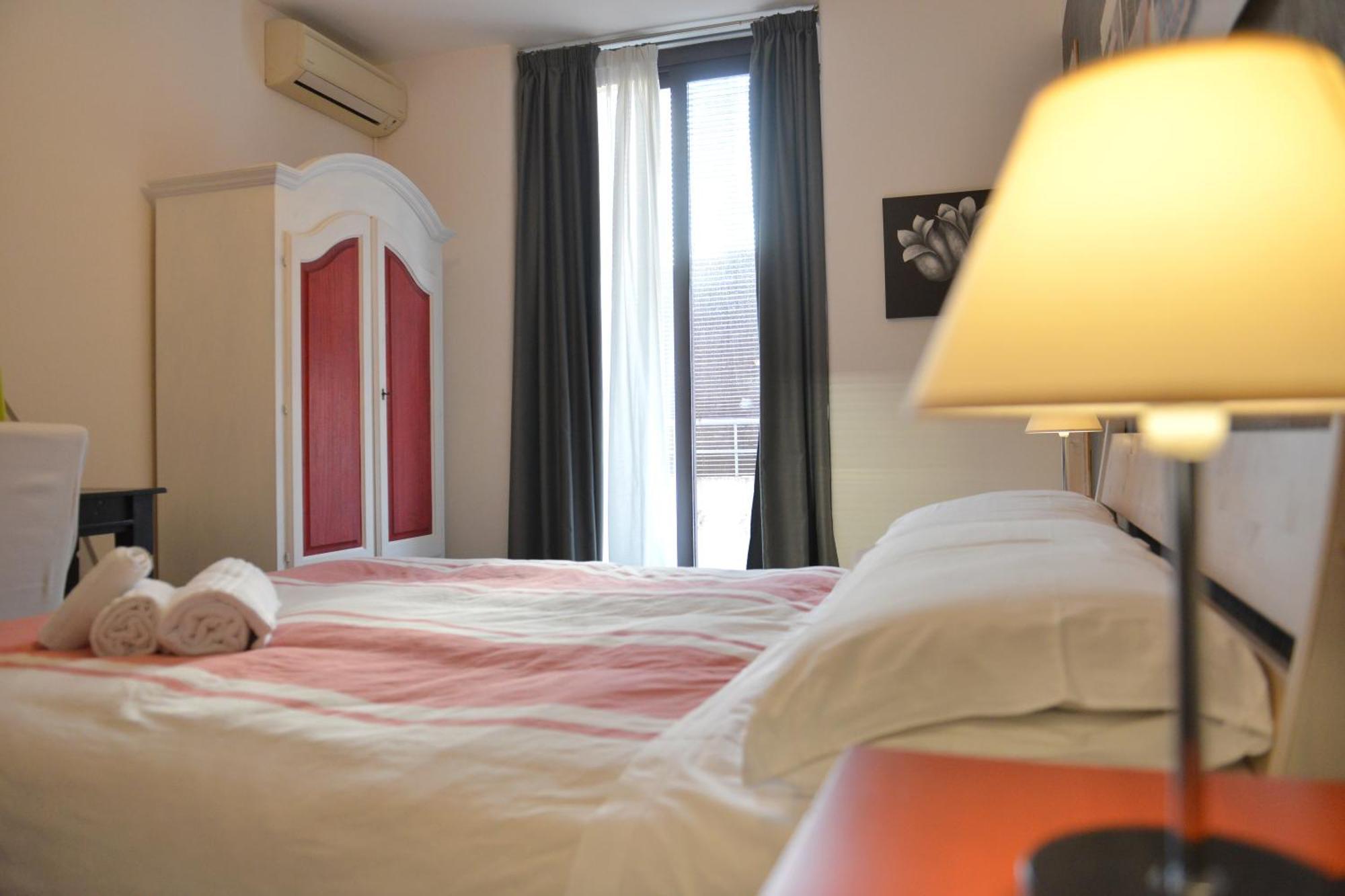 Residenza Del Turista Bed and Breakfast Catania Eksteriør billede