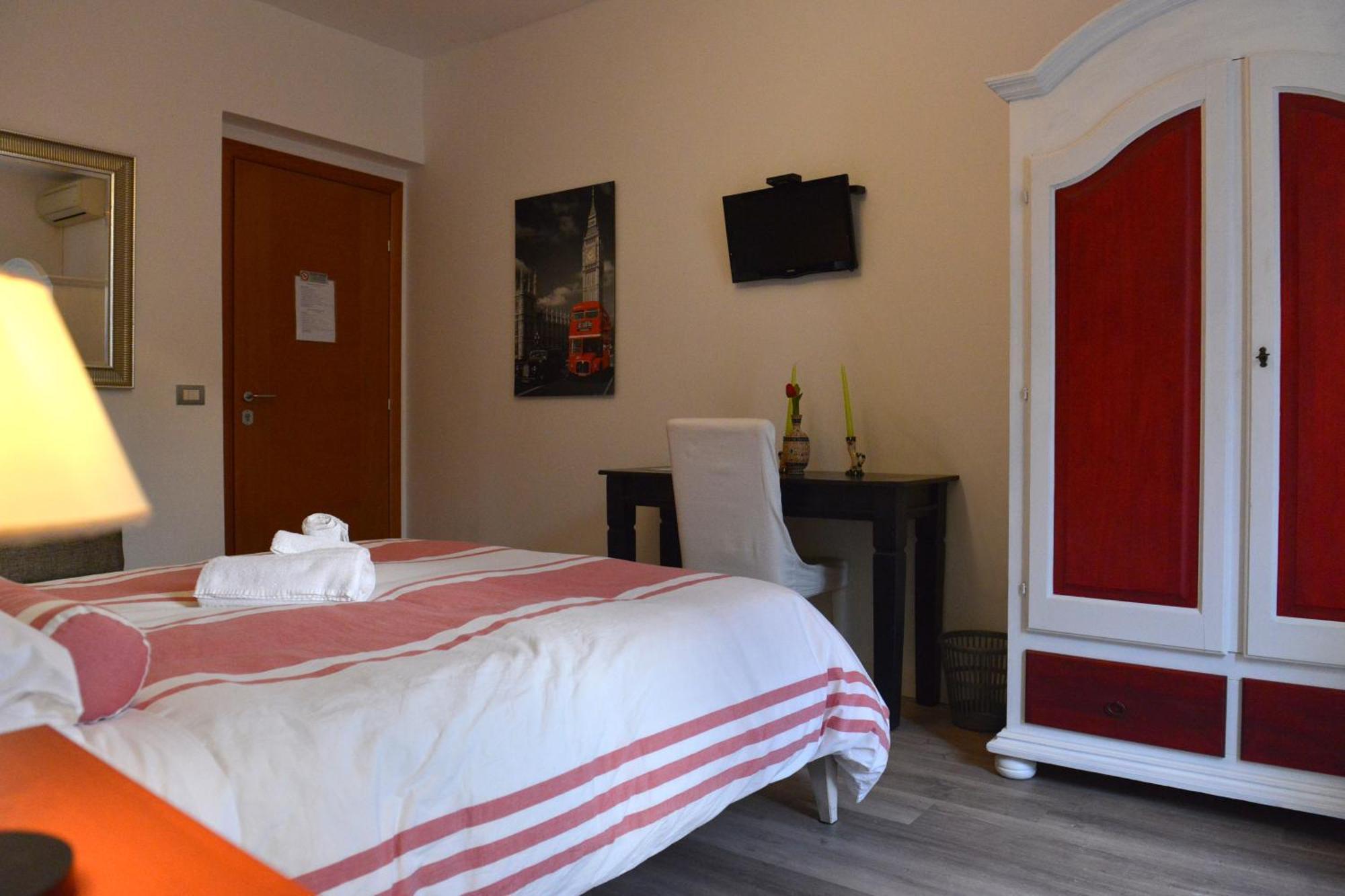 Residenza Del Turista Bed and Breakfast Catania Eksteriør billede