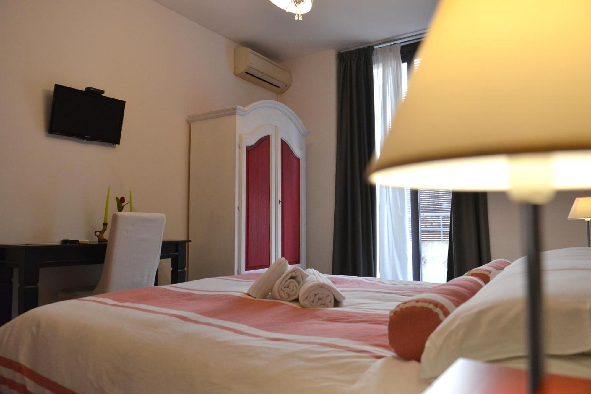 Residenza Del Turista Bed and Breakfast Catania Eksteriør billede