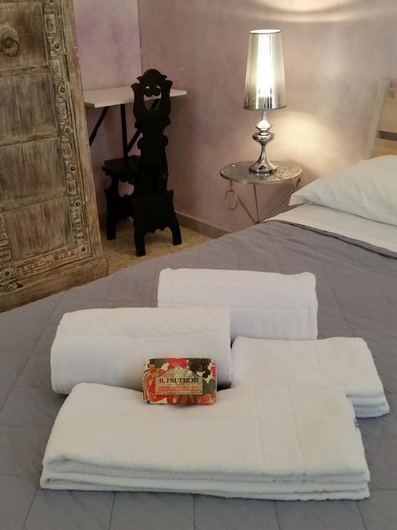 Residenza Del Turista Bed and Breakfast Catania Eksteriør billede